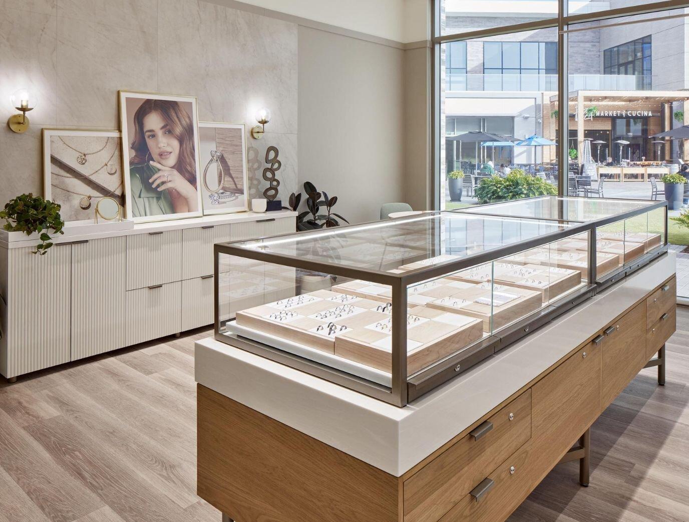 Brilliant Earth showroom located in San Diego, California.